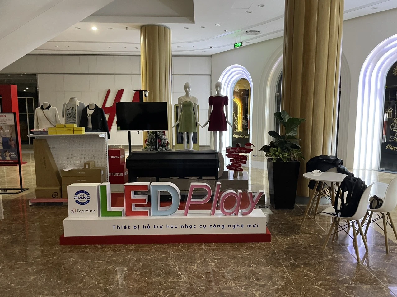 Phối cảnh gian hàng LED Play ở Vincom Mega Mall Ocean Park